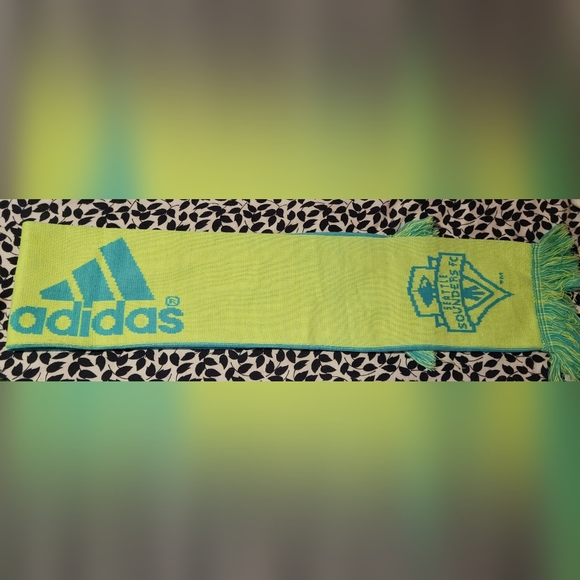 Ruffneck Scarves + Adidas Seattle Sounders Soccer Scarf - Picture 3 of 4
